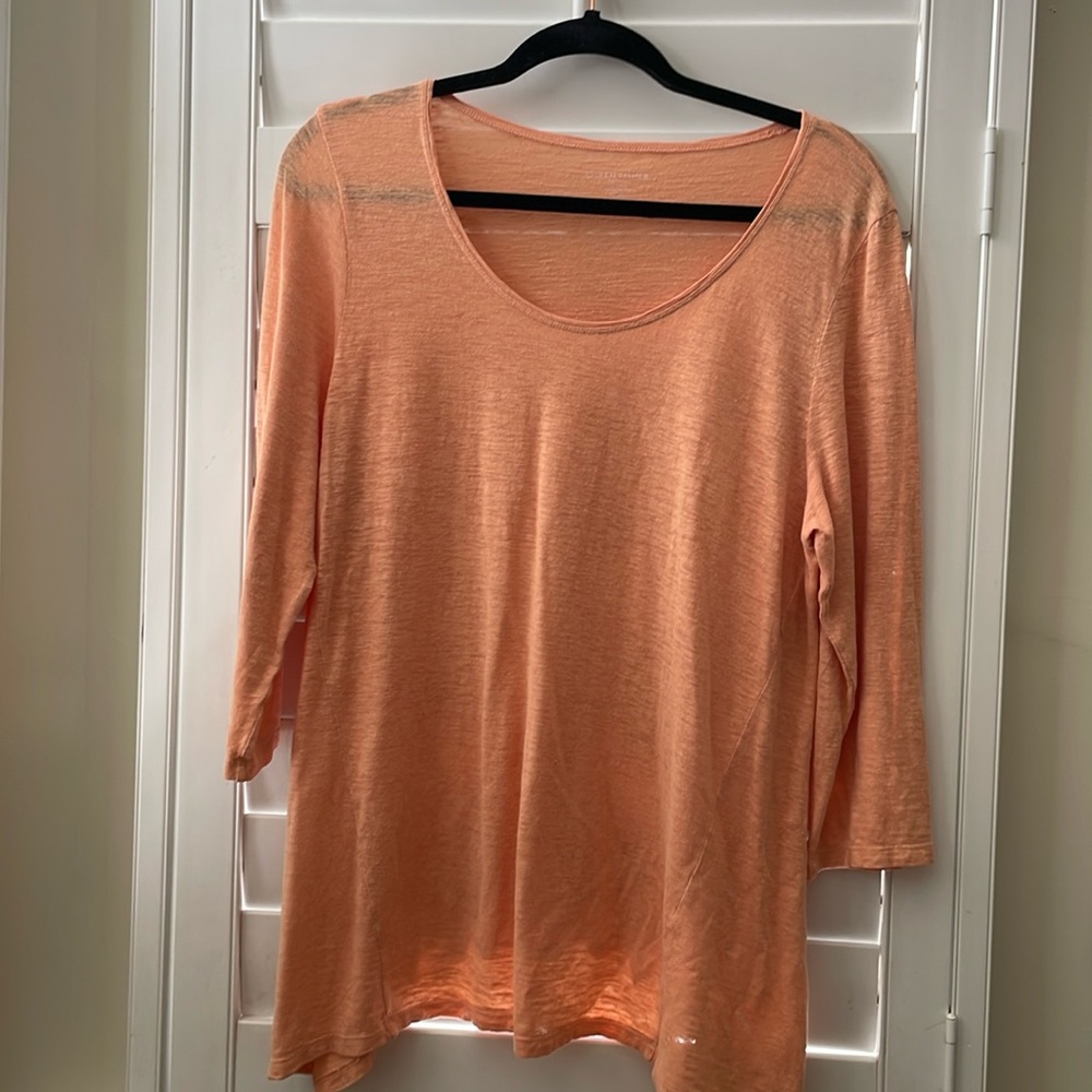 3/4 sleeve  ,Not long sleeve,round neck hanker chief hem